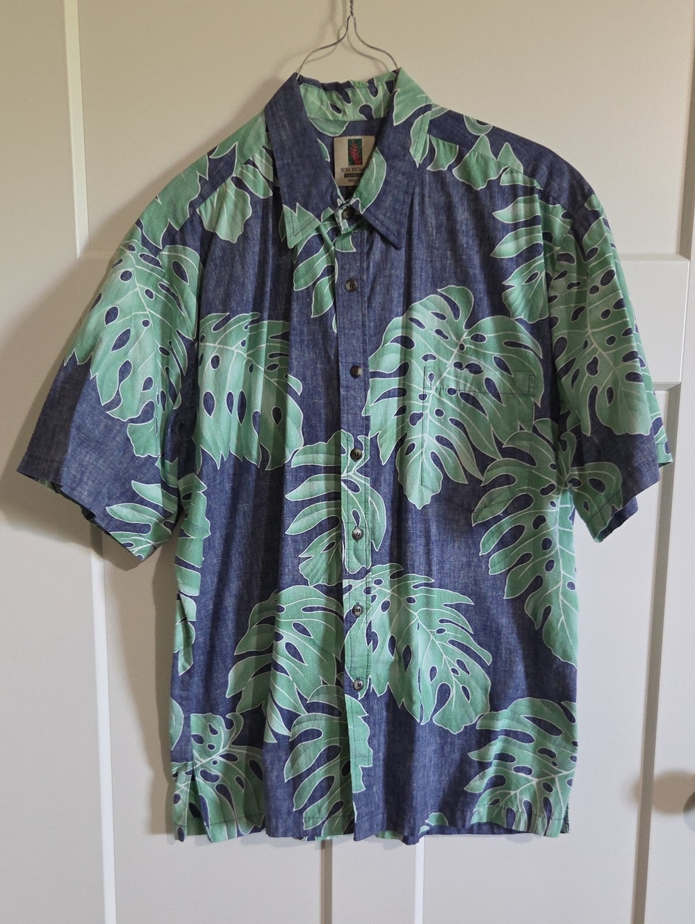 Tori Richard Blue Button-Down Shirt with Green Tropical Leaf Print